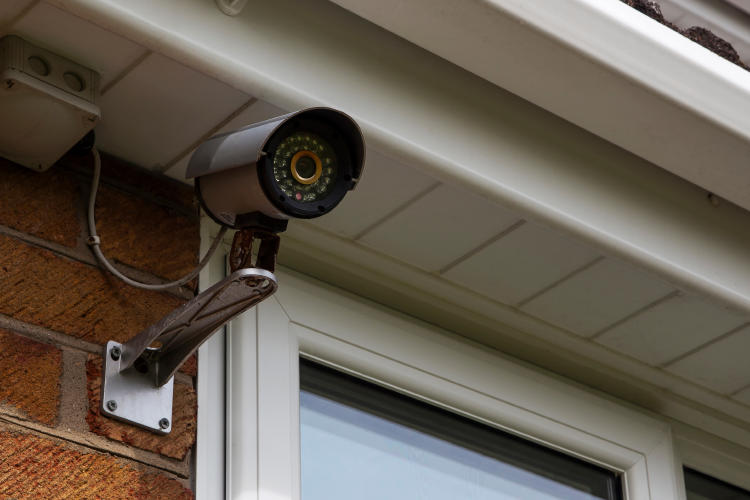 Mejores sistemas de seguridad para proteger tu casa